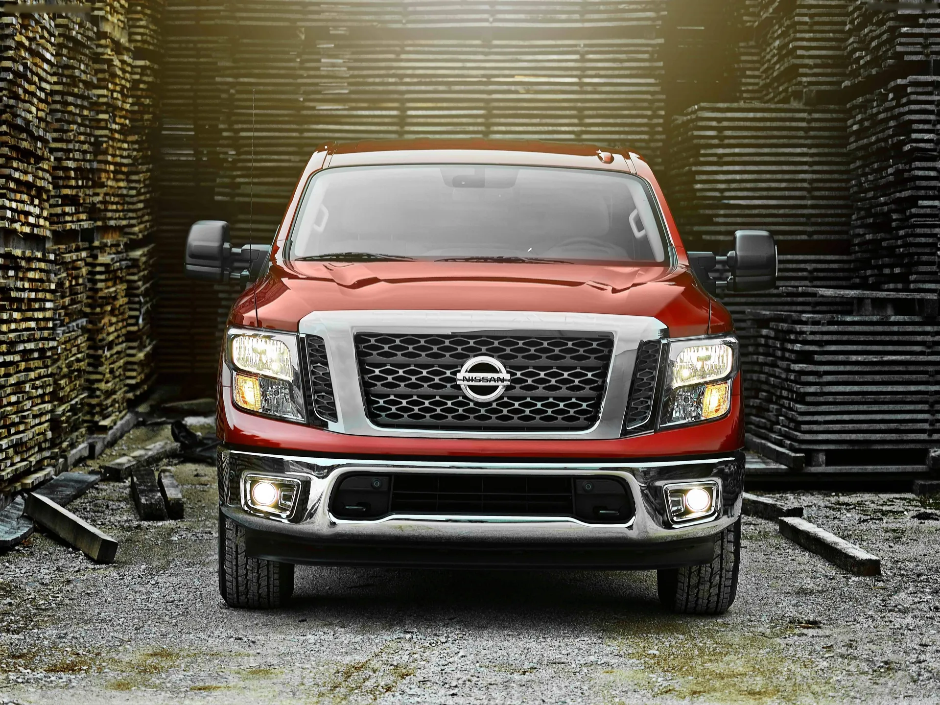 Nissan Titan King Cab (2017) – zepředu