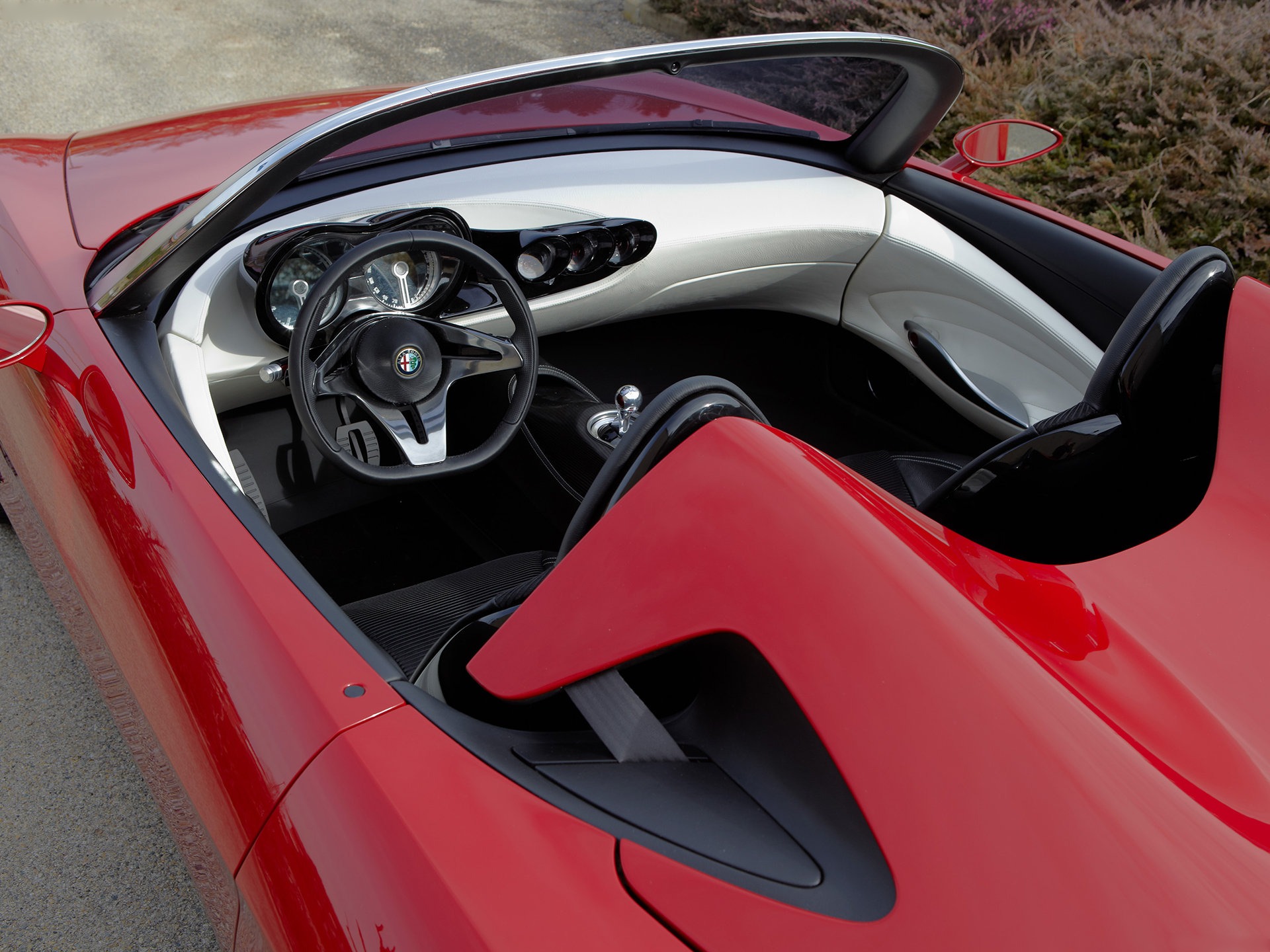 Alfa Romeo 2uettottanta Concept (2010) - Interior