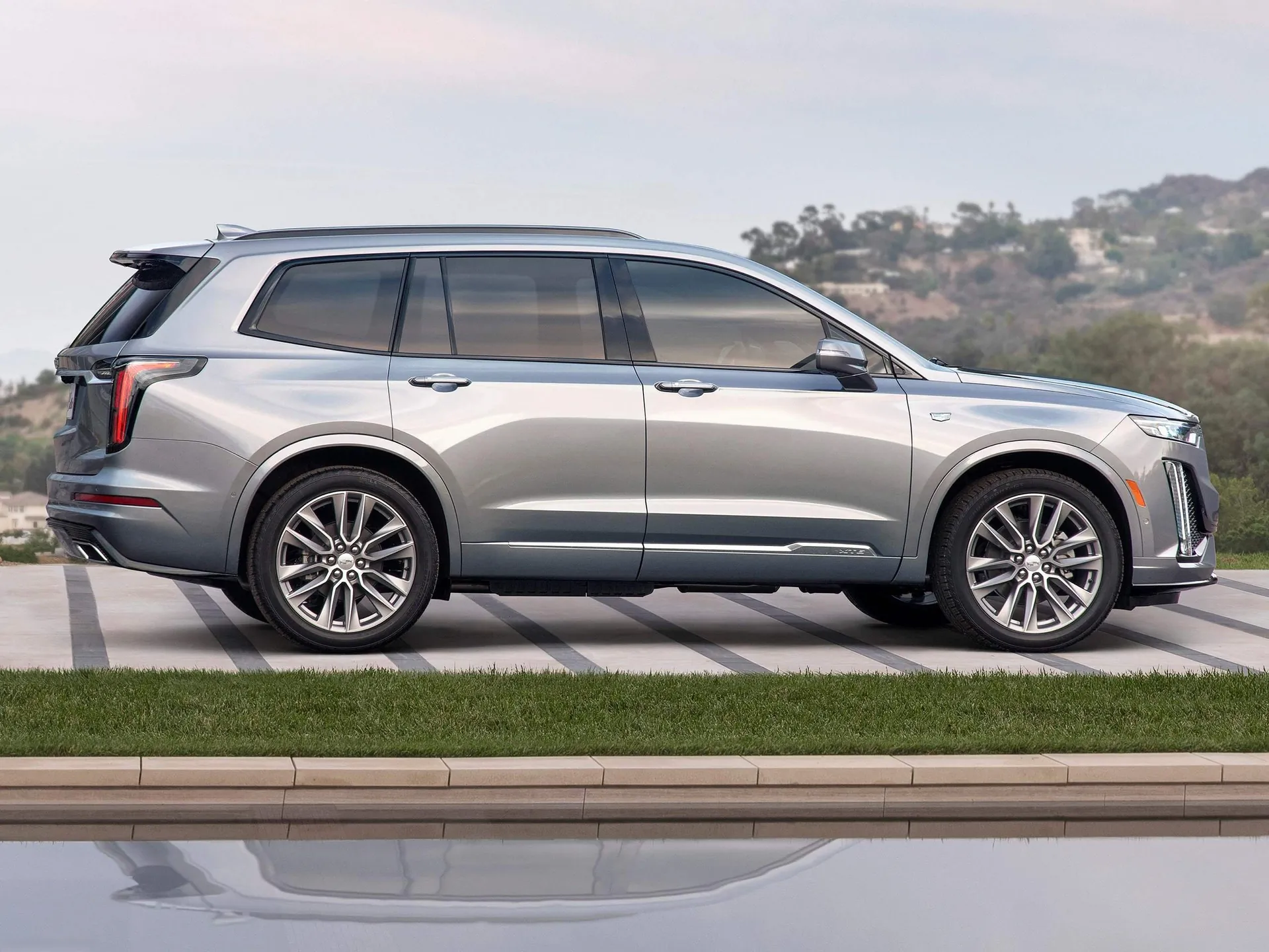 Cadillac XT6 (2020) – boční profil