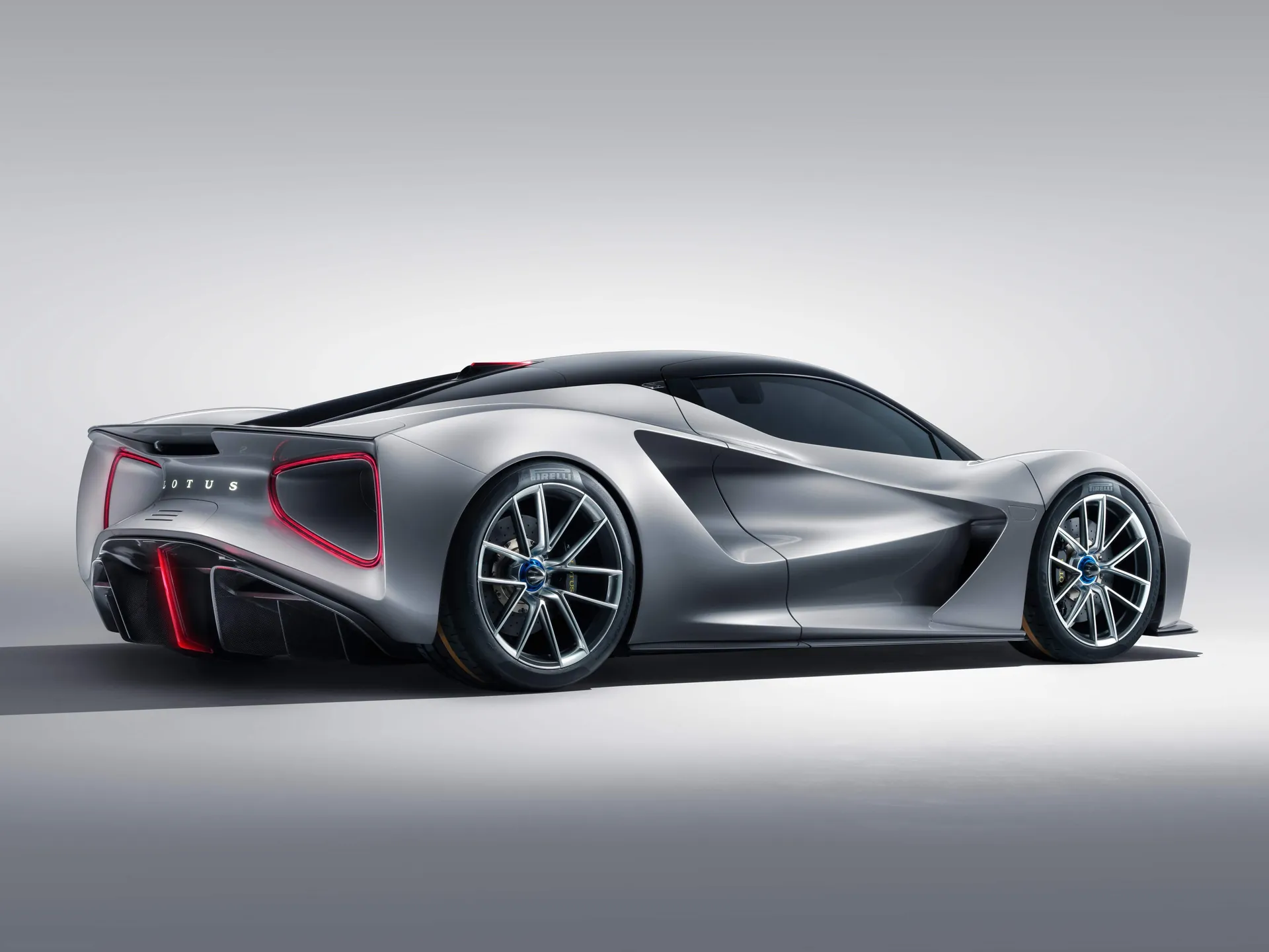 Lotus Evija (2020) – zadní tříčtvrteční pohled