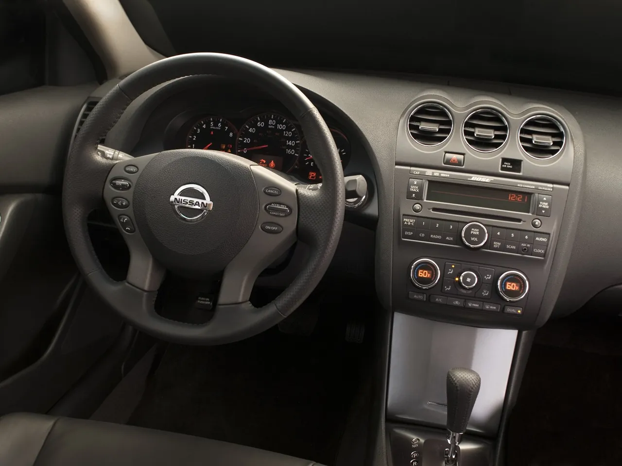 Nissan Altima (2007) – interiér