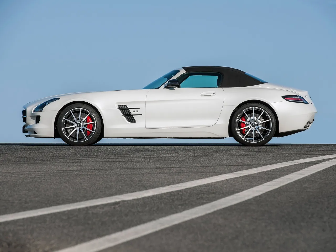 Mercedes-Benz SLS AMG GT Roadster (2013) – boční profil