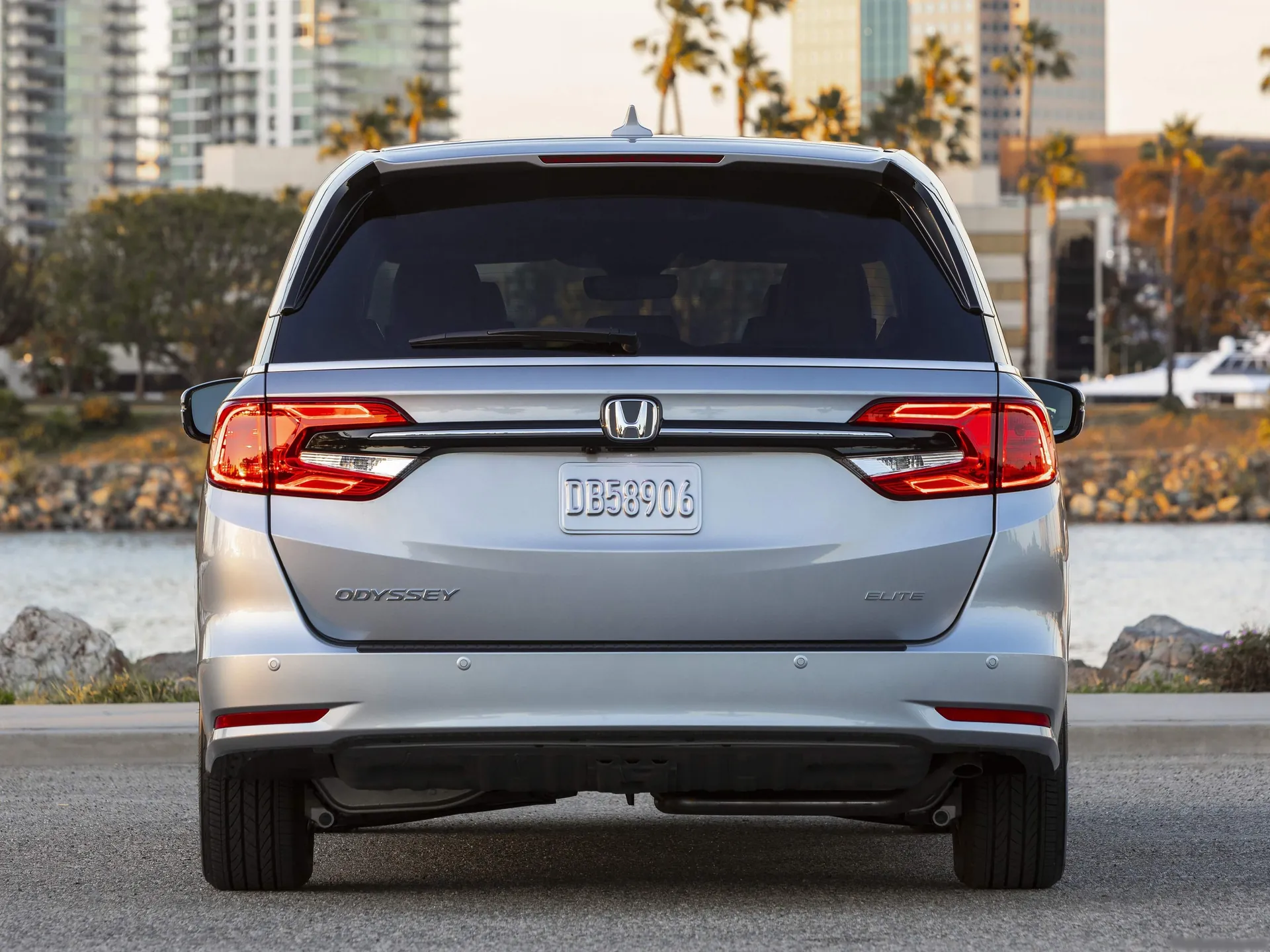 Honda Odyssey (2021) – zezadu