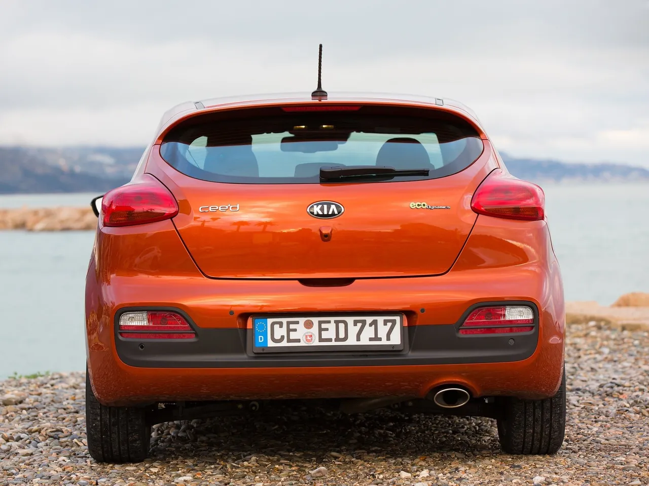 Kia Pro Ceed (2014) – zezadu