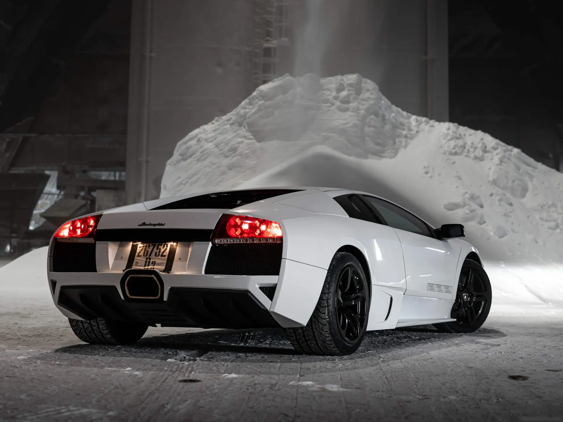 Lamborghini Murcielago LP640 Versace (2007) – zadní tříčtvrteční pohled
