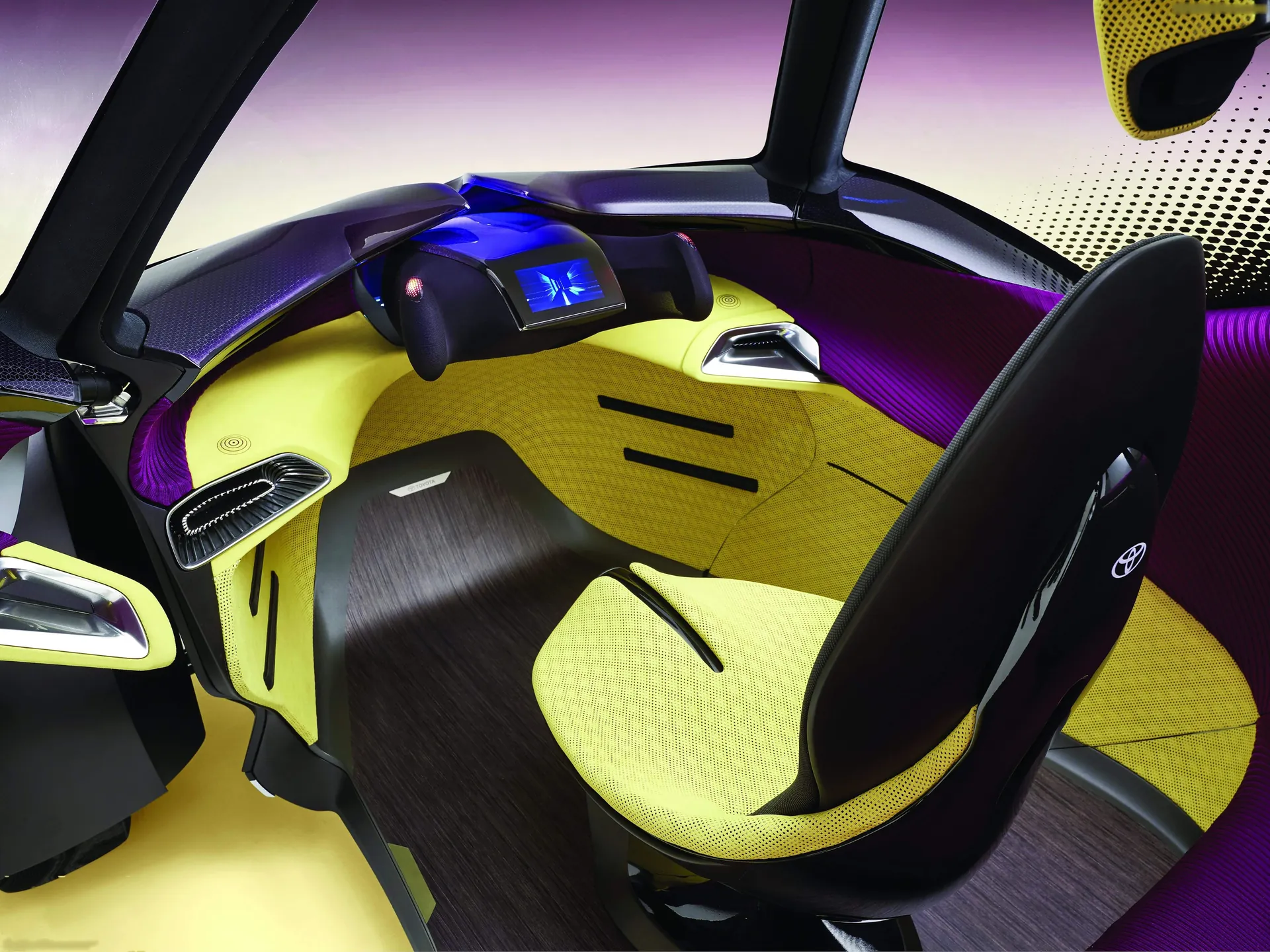 Toyota i-TRIL Concept (2017) – interiér