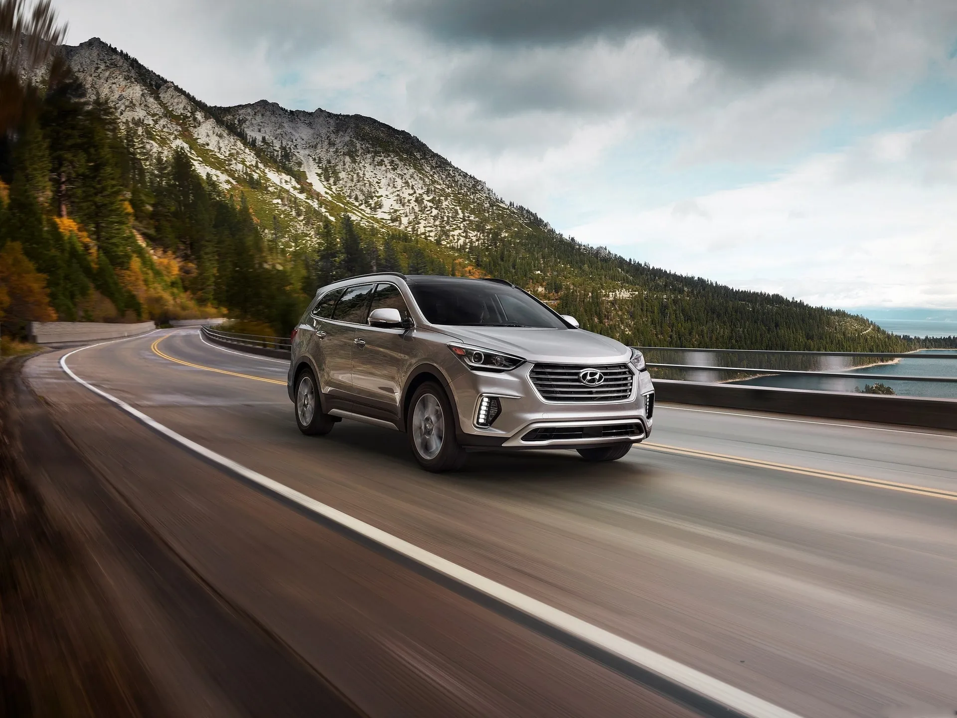 Hyundai Santa Fe (2017)