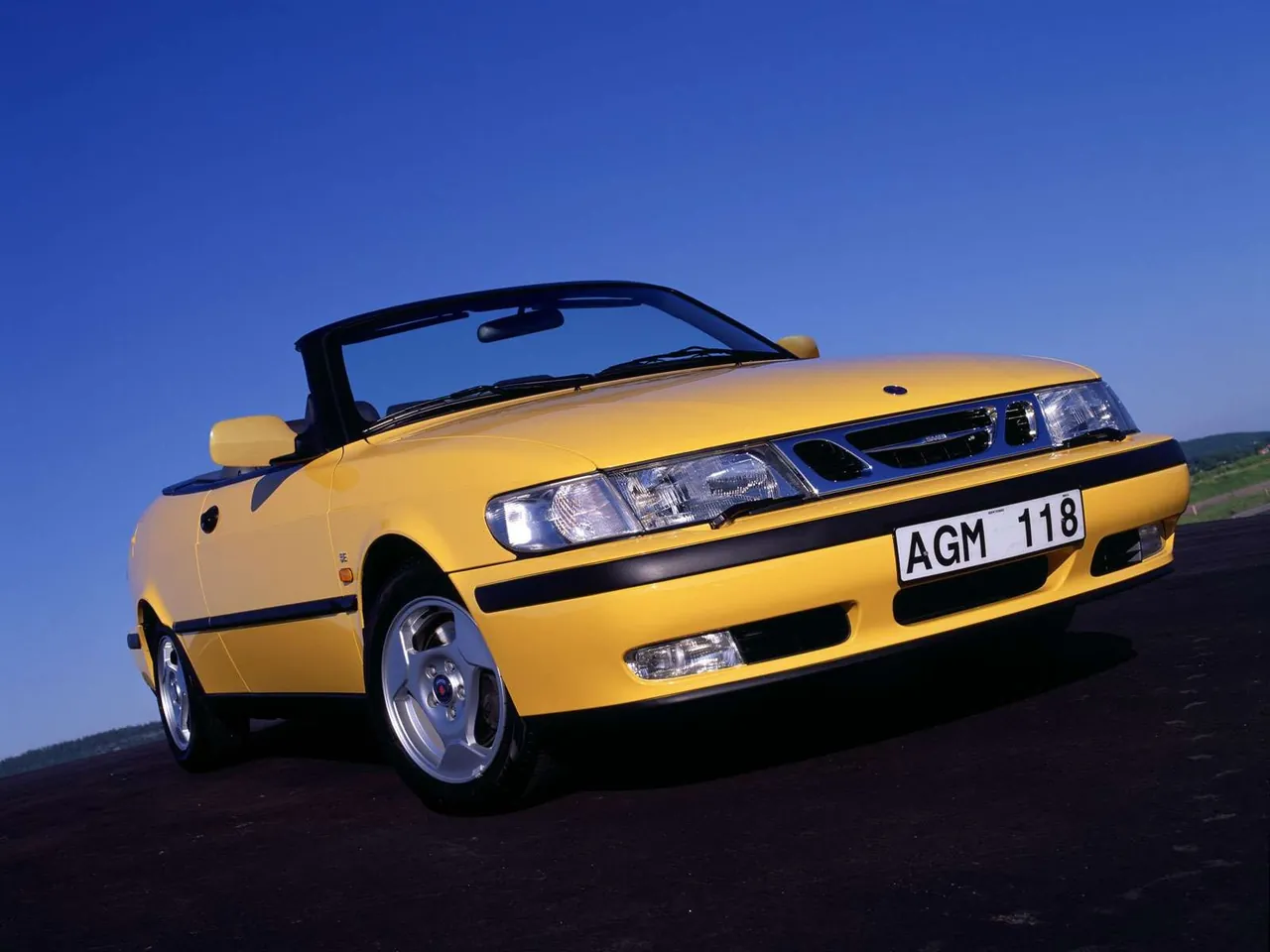 Saab 9-3 Convertible (2000)