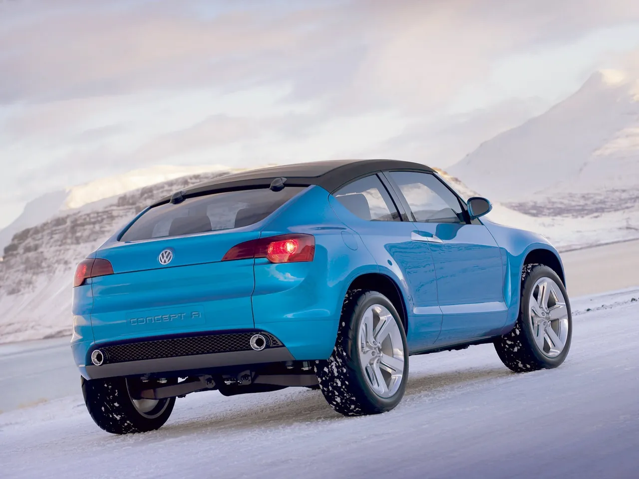 Volkswagen Concept A (2006) – zadní tříčtvrteční pohled