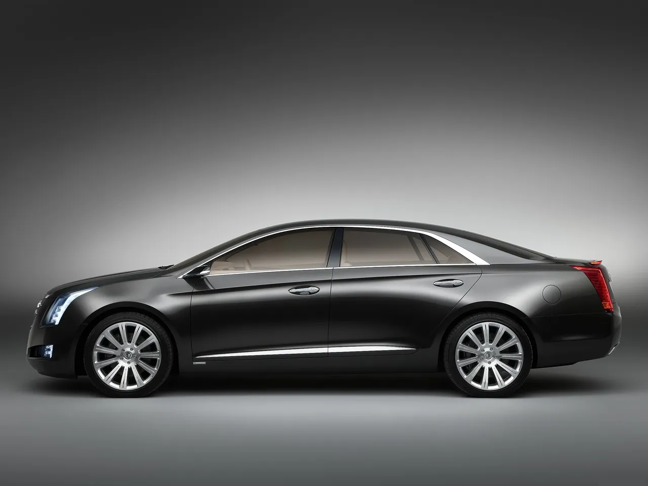 Cadillac XTS Platinum Concept (2010) – boční profil