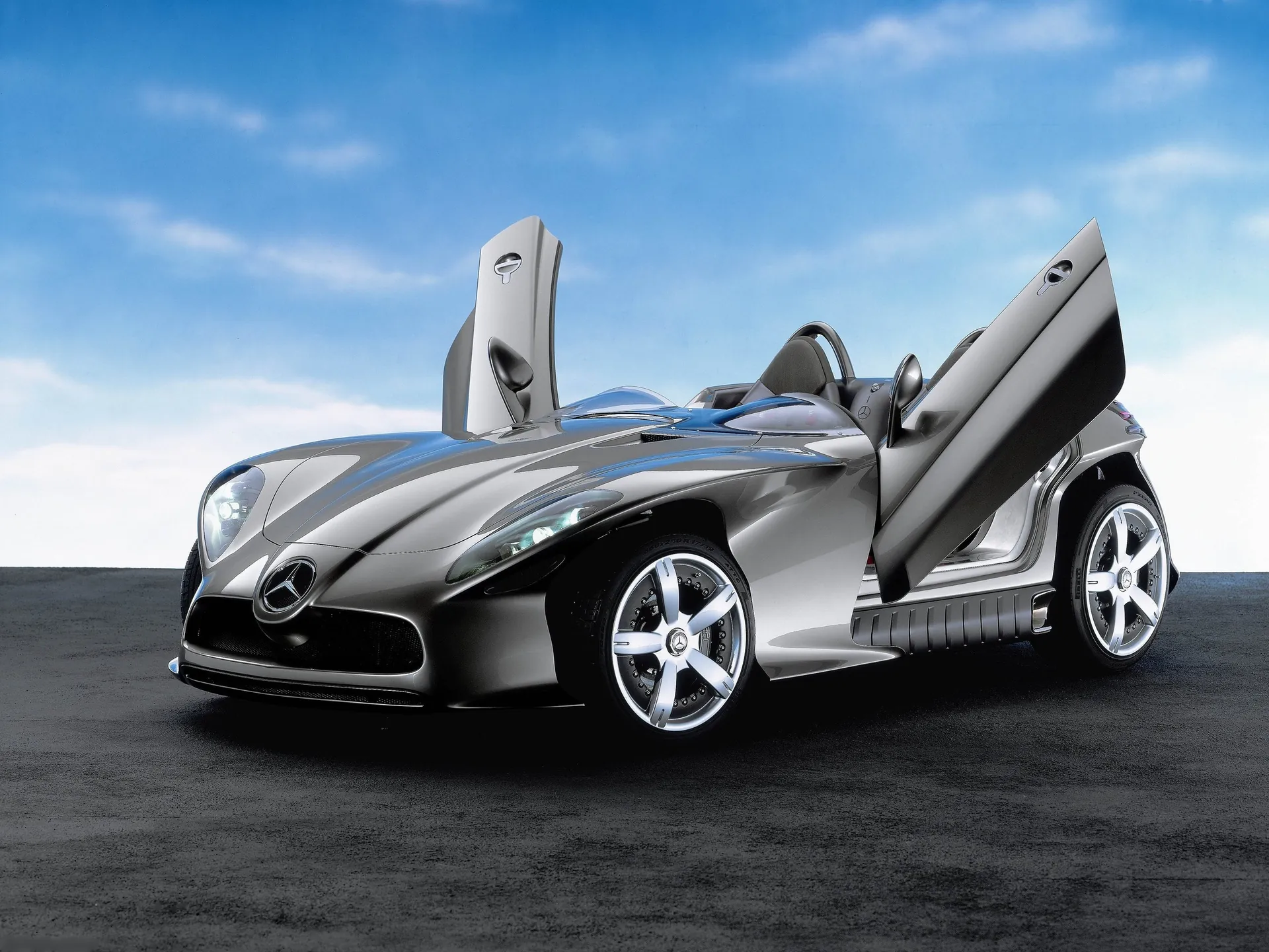 Mercedes-Benz F 400 Carving Concept (2001)