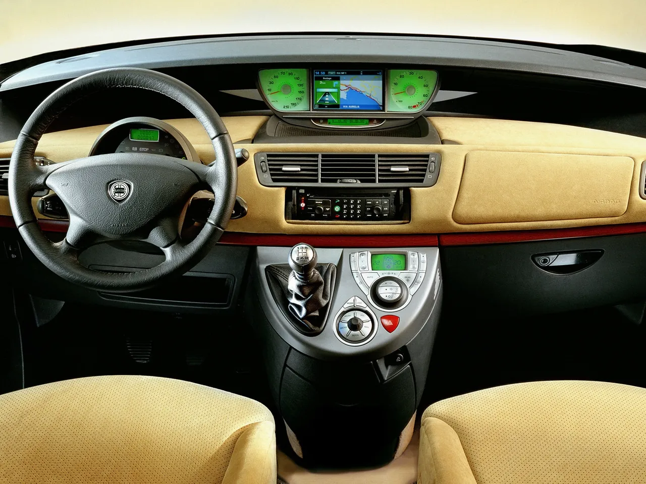 Lancia Phedra (2002) – interiér