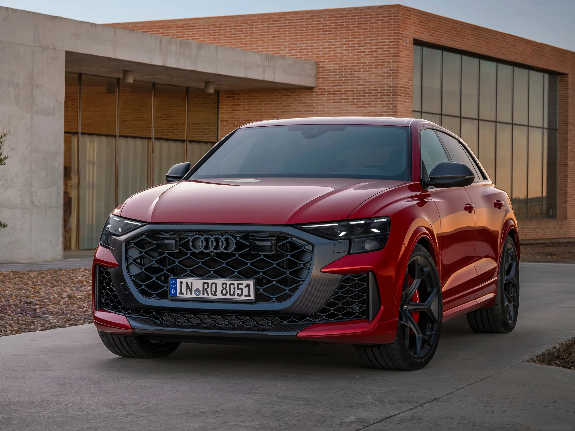 Audi RS Q8 performance (2025)