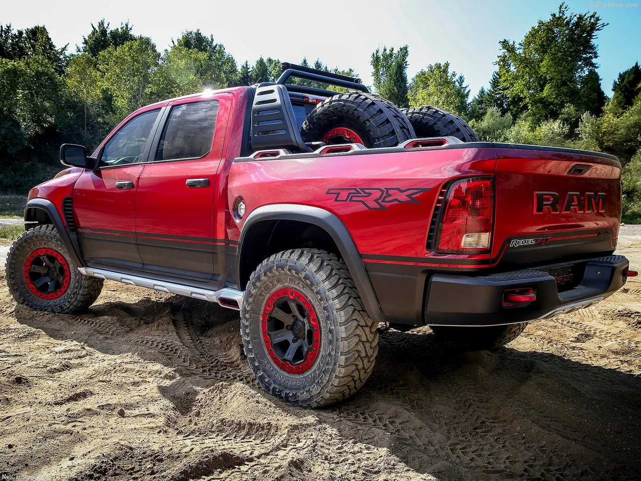 Ram Rebel TRX Concept (2016) – zadní tříčtvrteční pohled