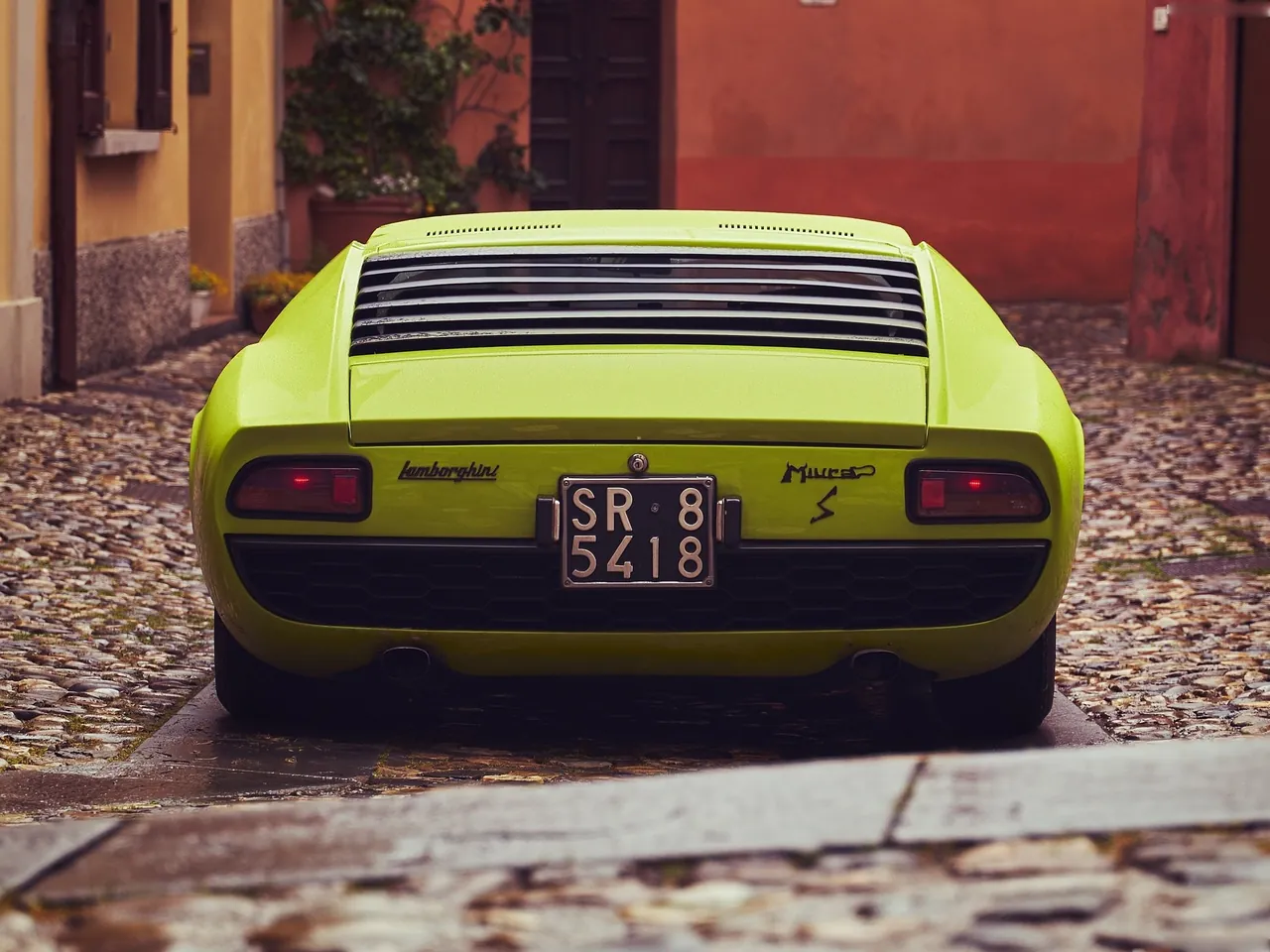 Lamborghini Miura P400 S (1969) – zezadu