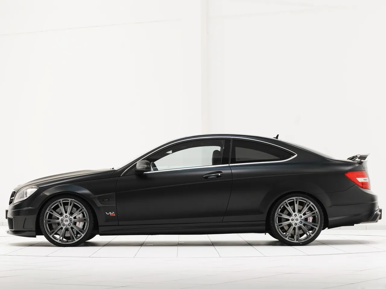 Brabus Bullit Coupe 800 (2012) – boční profil