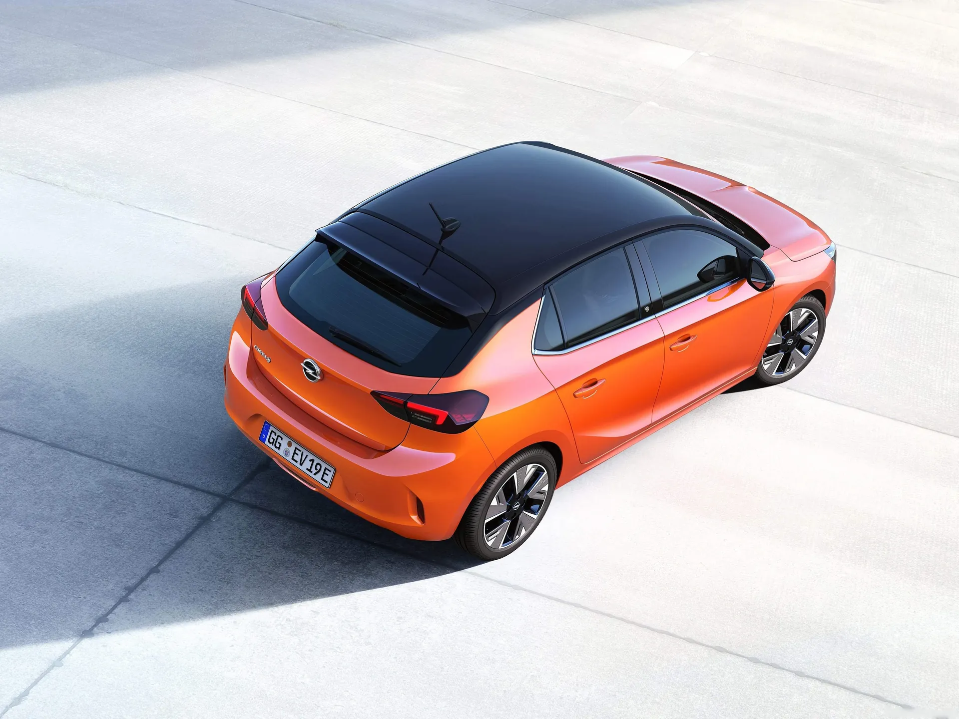 Opel Corsa-e (2020) – zadní tříčtvrteční pohled
