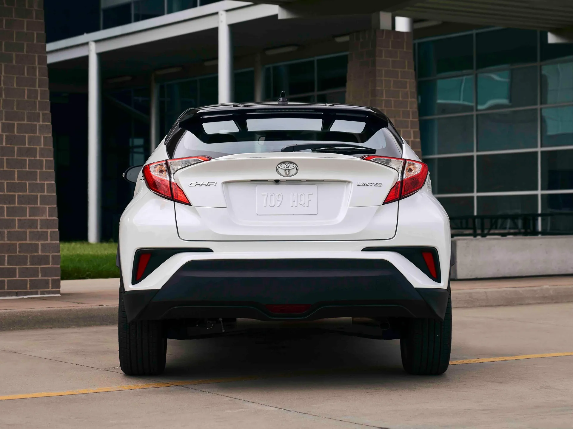 Toyota C-HR [US] (2021) – zezadu