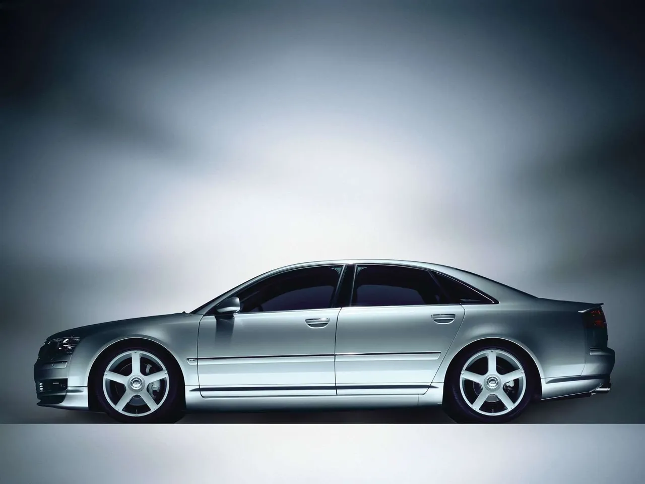 ABT Audi AS8 (2003) – boční profil