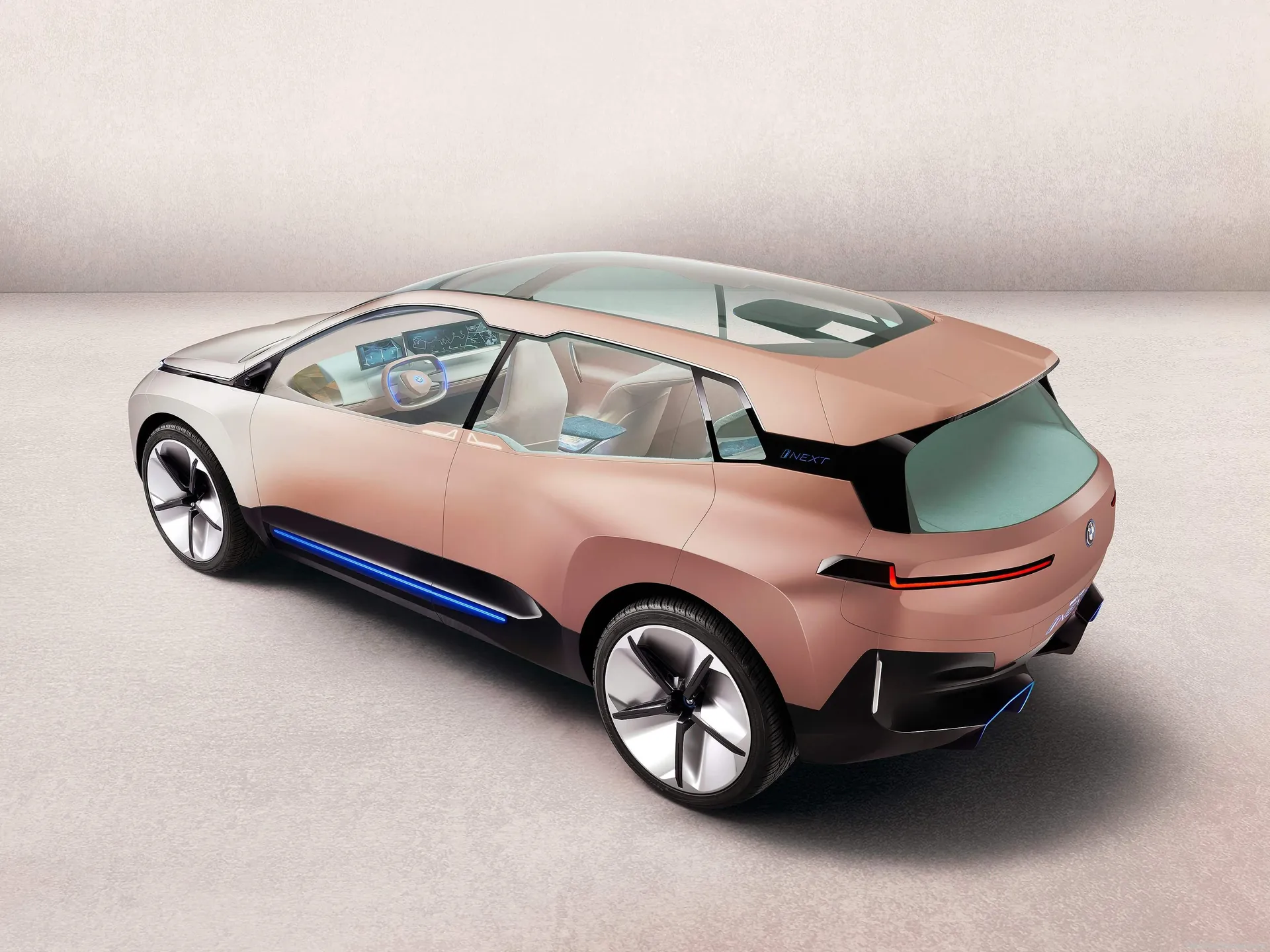 BMW Vision iNEXT Concept (2018) – zadní tříčtvrteční pohled