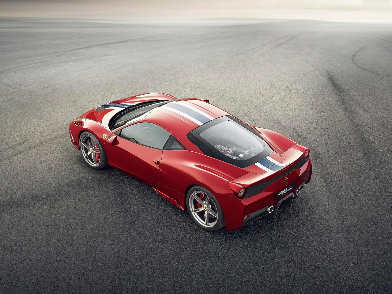 Ferrari 458 Speciale (2014) – zadní tříčtvrteční pohled