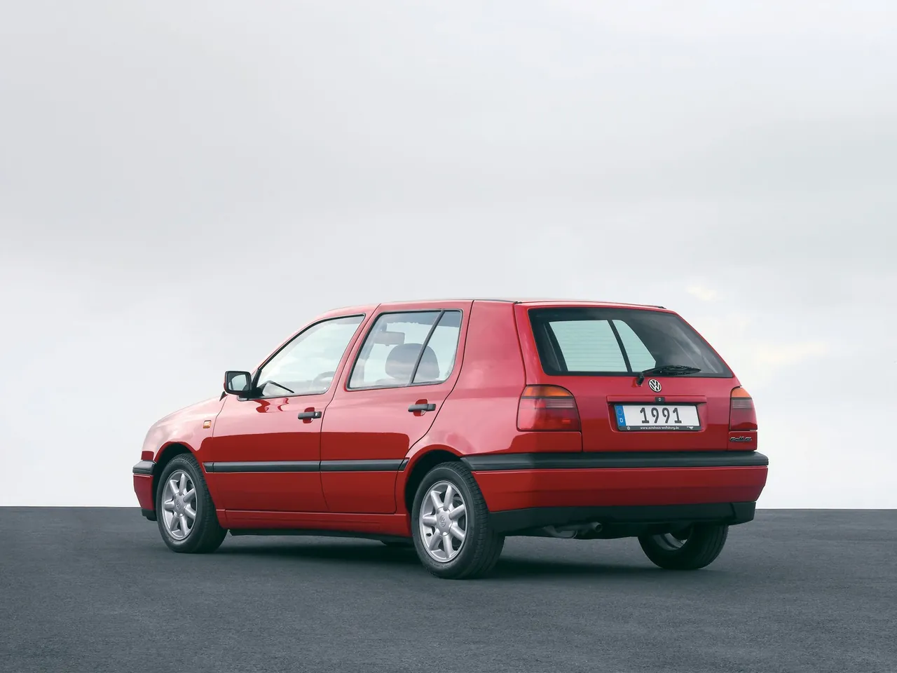 Volkswagen Golf III (1991) - Rear Three-Quarter