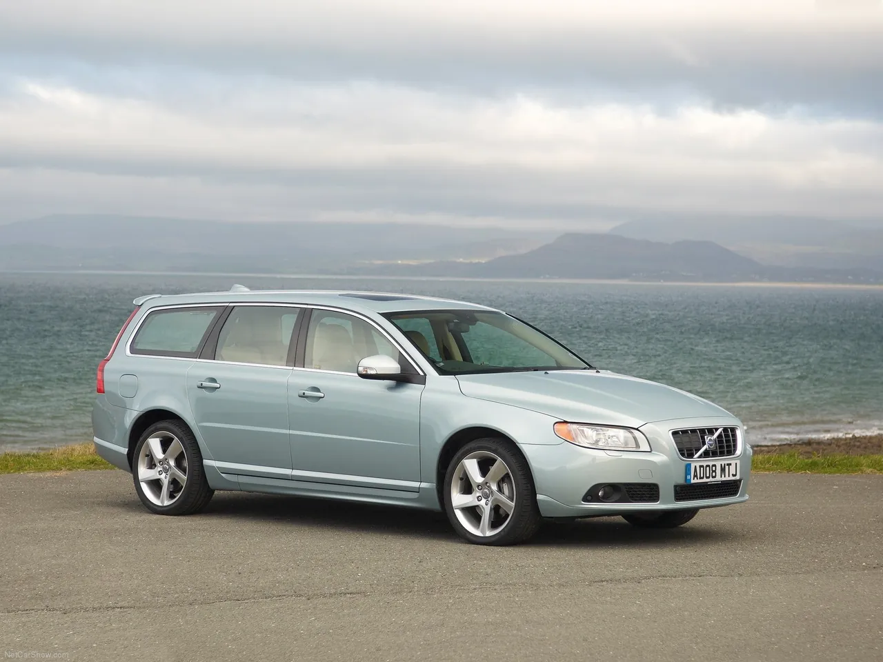 Volvo V70 (2008)