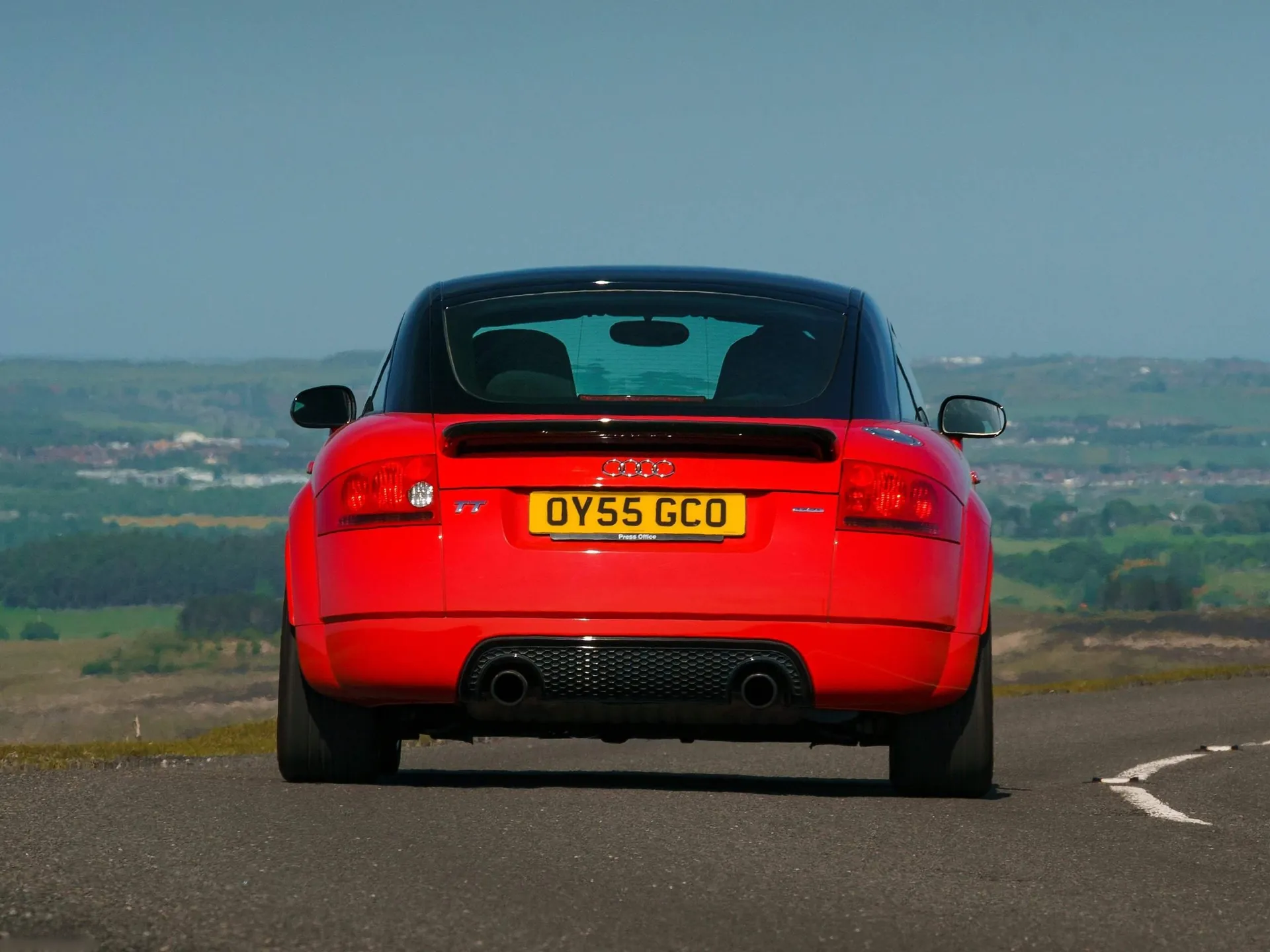 Audi TT quattro Sport [UK] (2005) - Rear