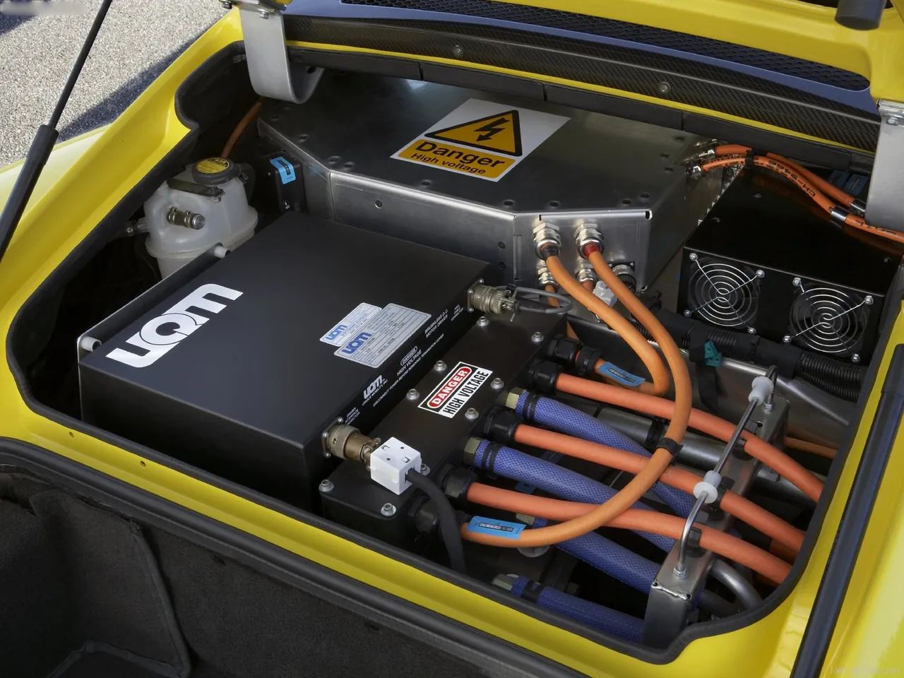 Dodge EV Concept (2008) – motorový prostor