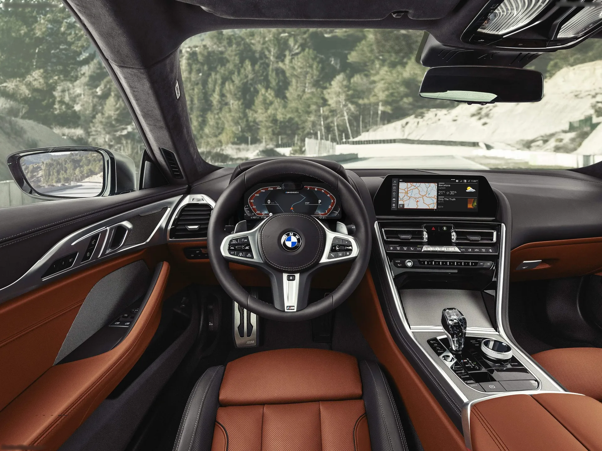 BMW 8-Series Coupe (2019) – interiér