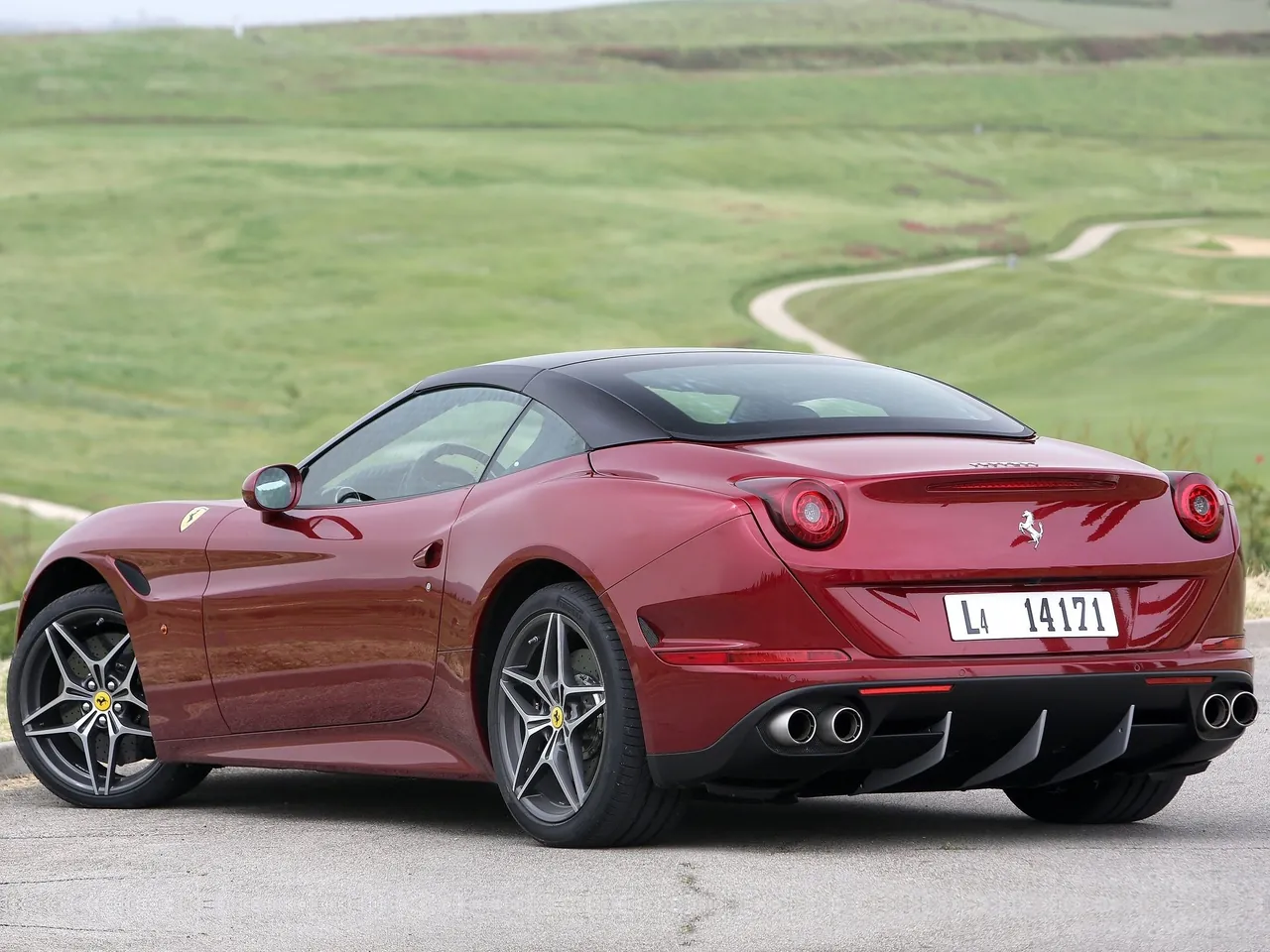 Ferrari California T (2015) - Rear Three-Quarter