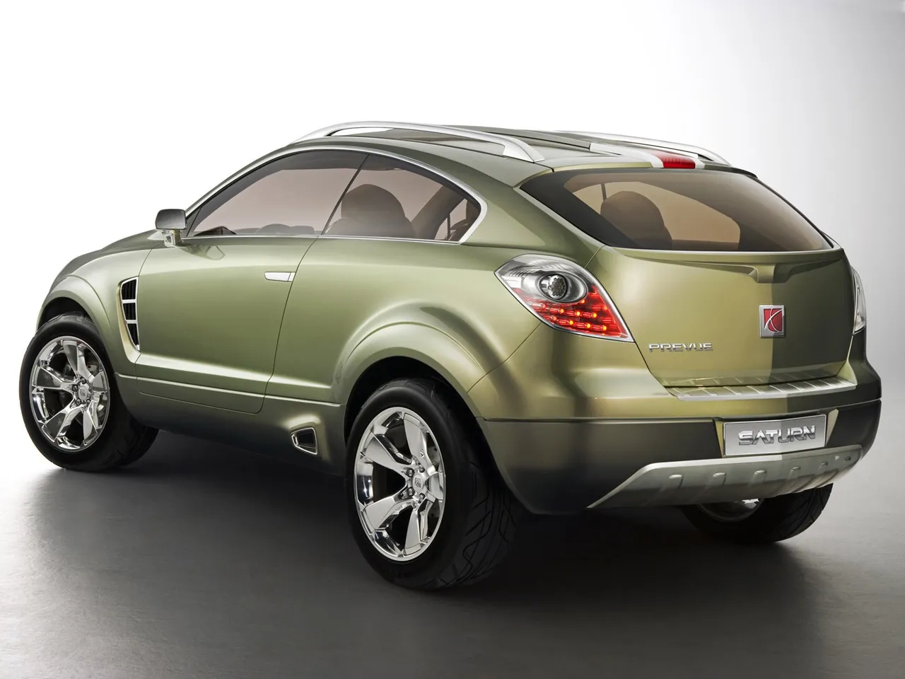 Saturn PreVue Concept (2006) – zadní tříčtvrteční pohled