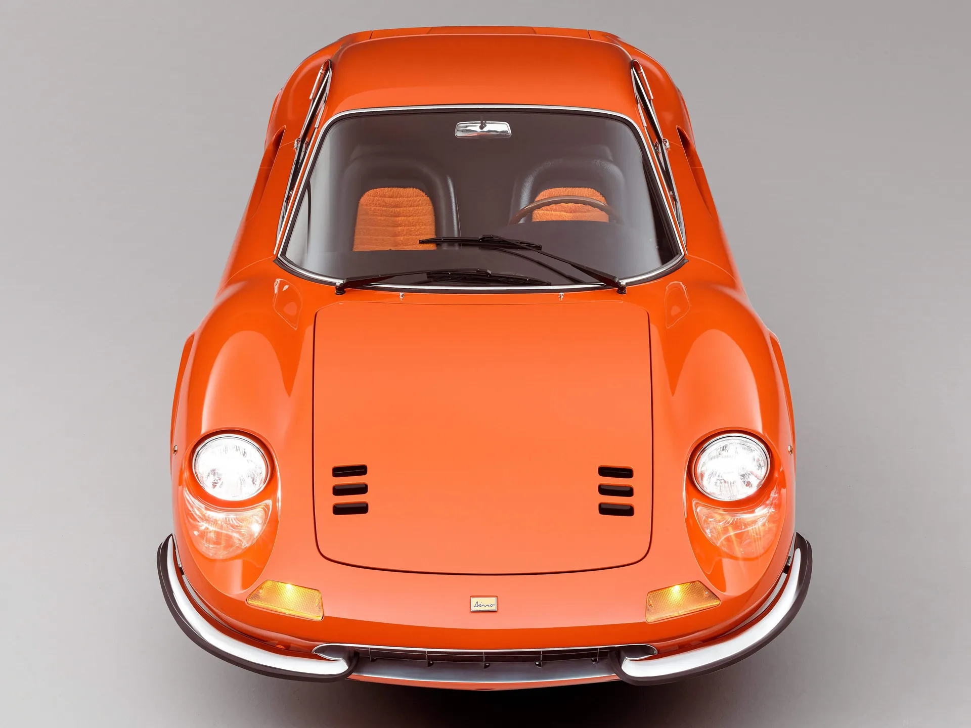 Ferrari Dino 246 GT L (1969) – zepředu
