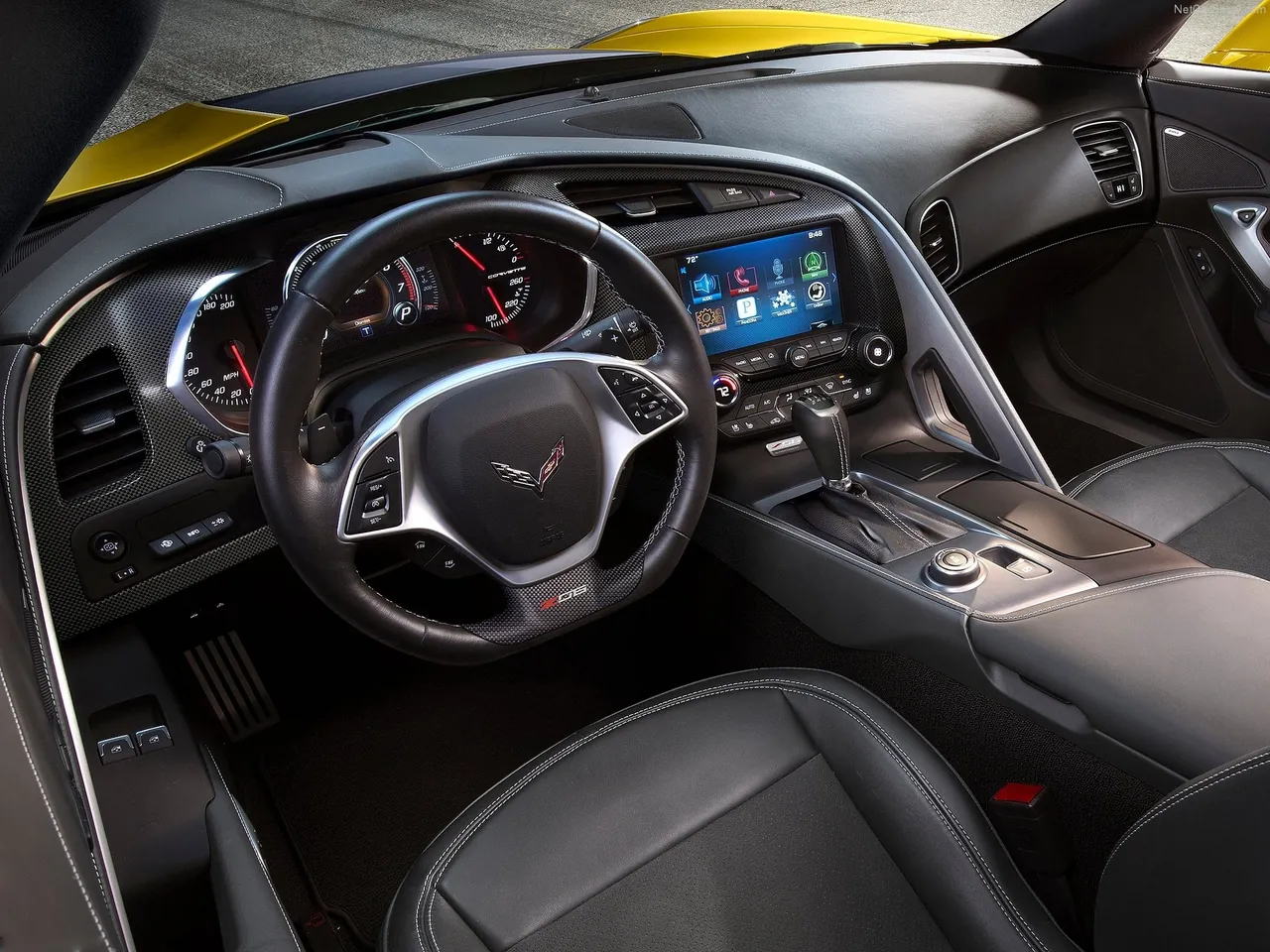 Chevrolet Corvette Z06 (2015) – interiér