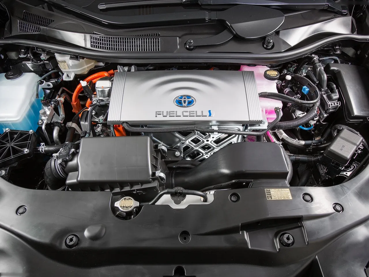 Toyota Mirai (2016) - Engine Bay