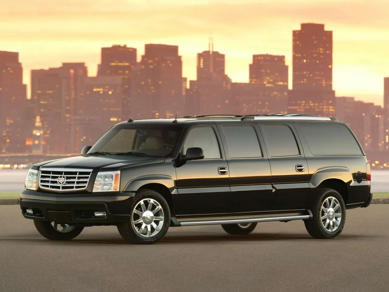 Cadillac Escalade ESVe Limousine (2006)