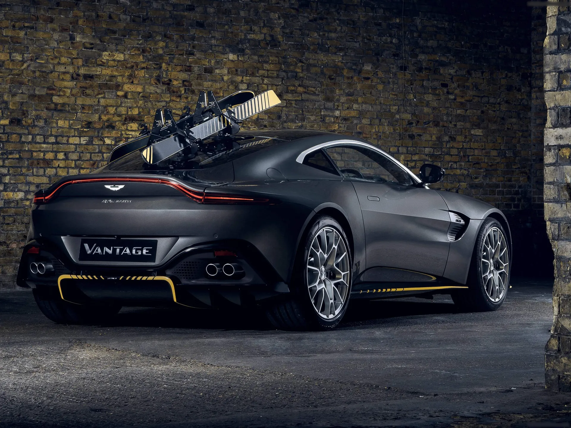 Aston Martin Vantage 007 Edition (2021) - Rear Three-Quarter