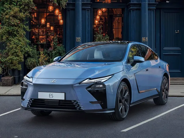 Lexus ES (2026)