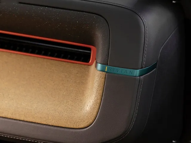Rivian R3X (2027)