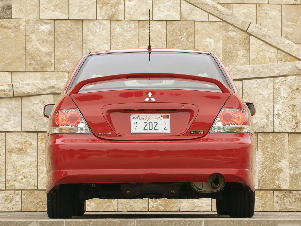 Mitsubishi Lancer Ralliart (2006) - Rear