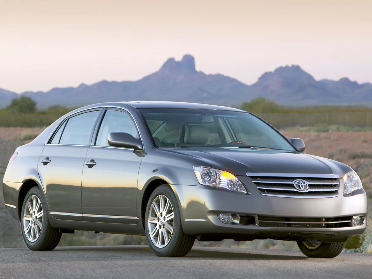 Toyota Avalon Limited (2006)