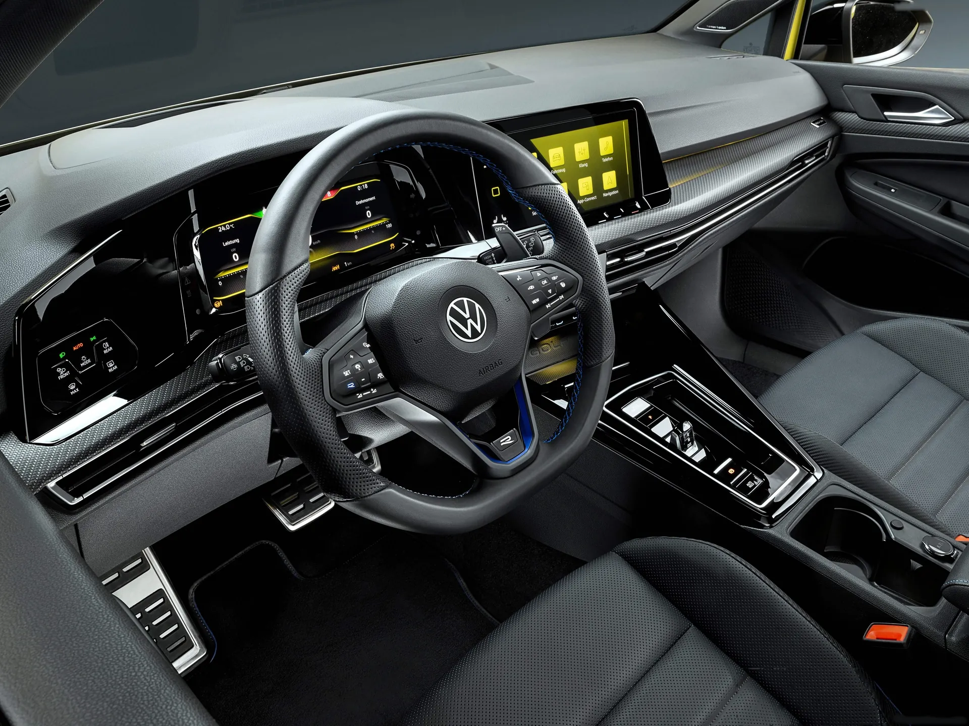 Volkswagen Golf R 333 Limited Edition (2023) – interiér