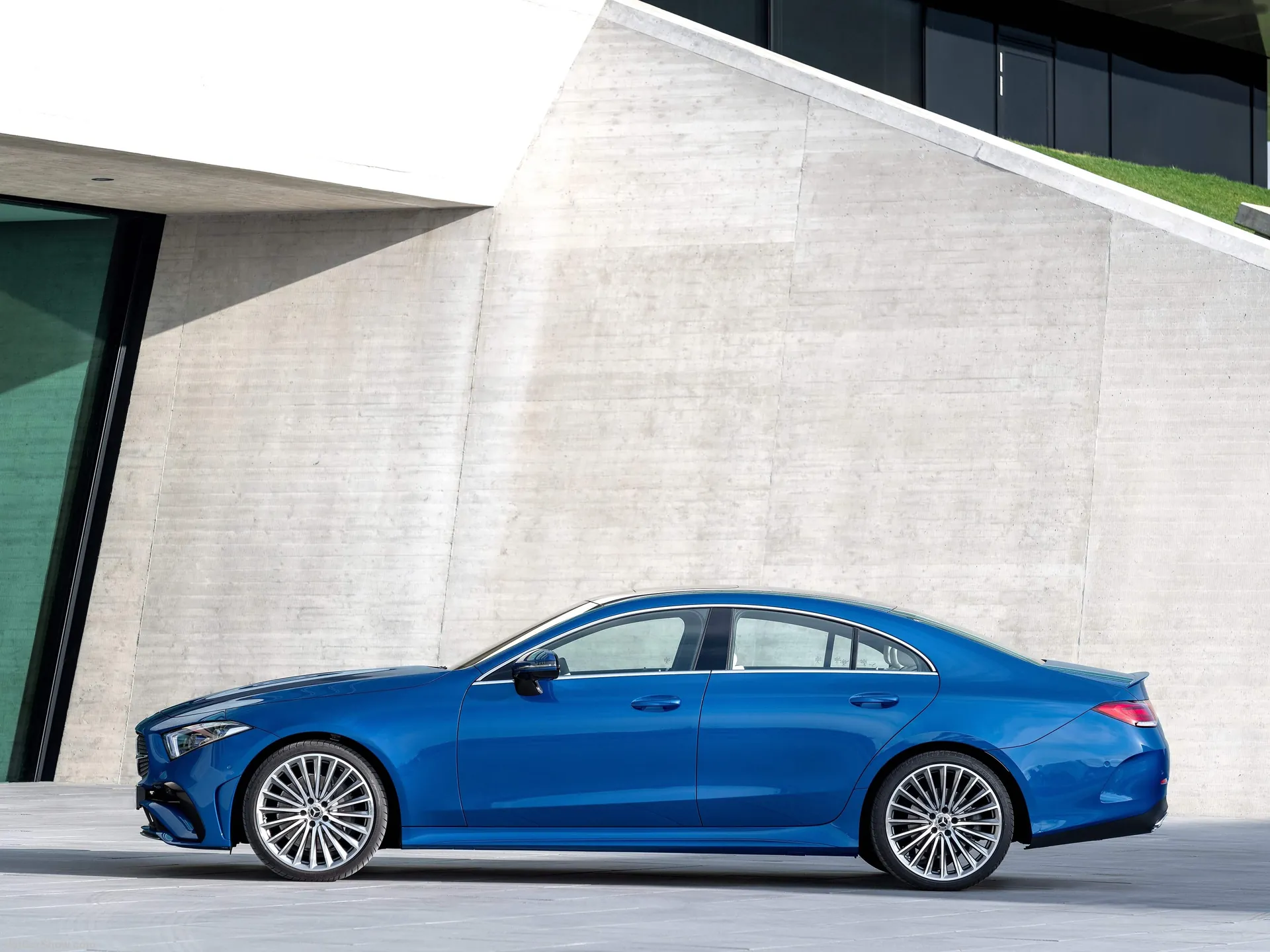 Mercedes-Benz CLS (2022) – boční profil