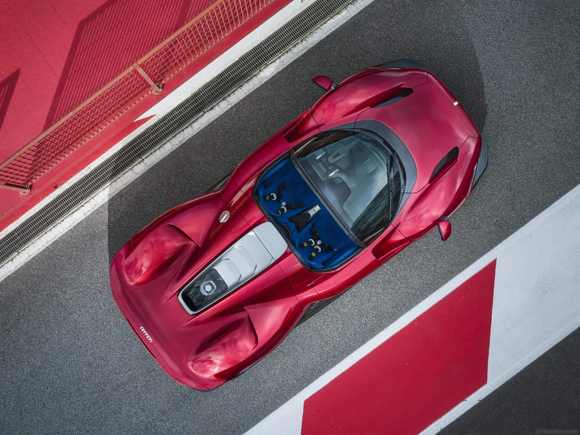 Ferrari Daytona SP3 (2022) – pohled shora