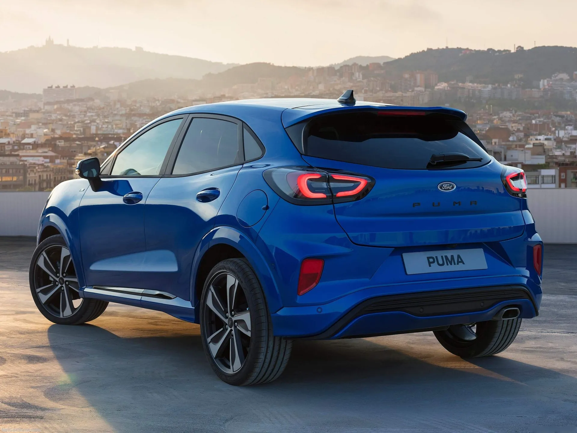 Ford Puma (2020) – zadní tříčtvrteční pohled