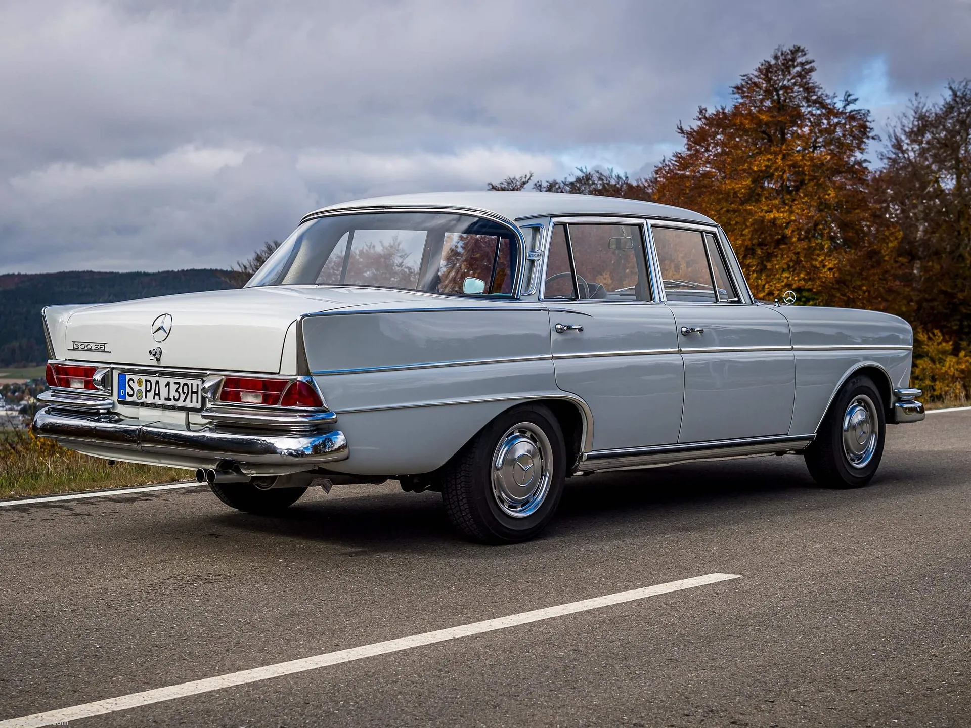 Mercedes-Benz 300 SE W112 (1961) - Rear Three-Quarter