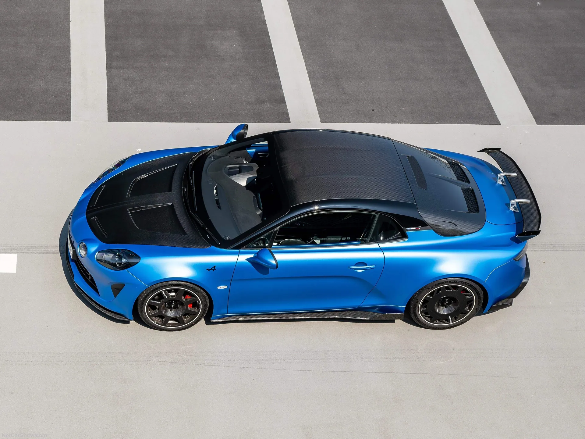 Alpine A110 R [UK] (2023) – boční profil