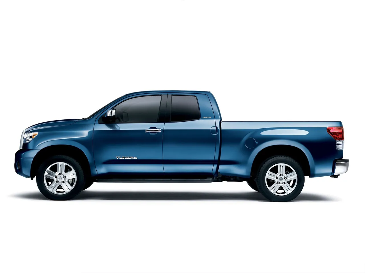 Toyota Tundra (2007) – boční profil