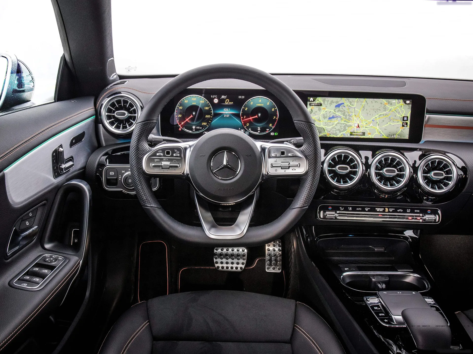 Mercedes-Benz CLA (2020) – interiér
