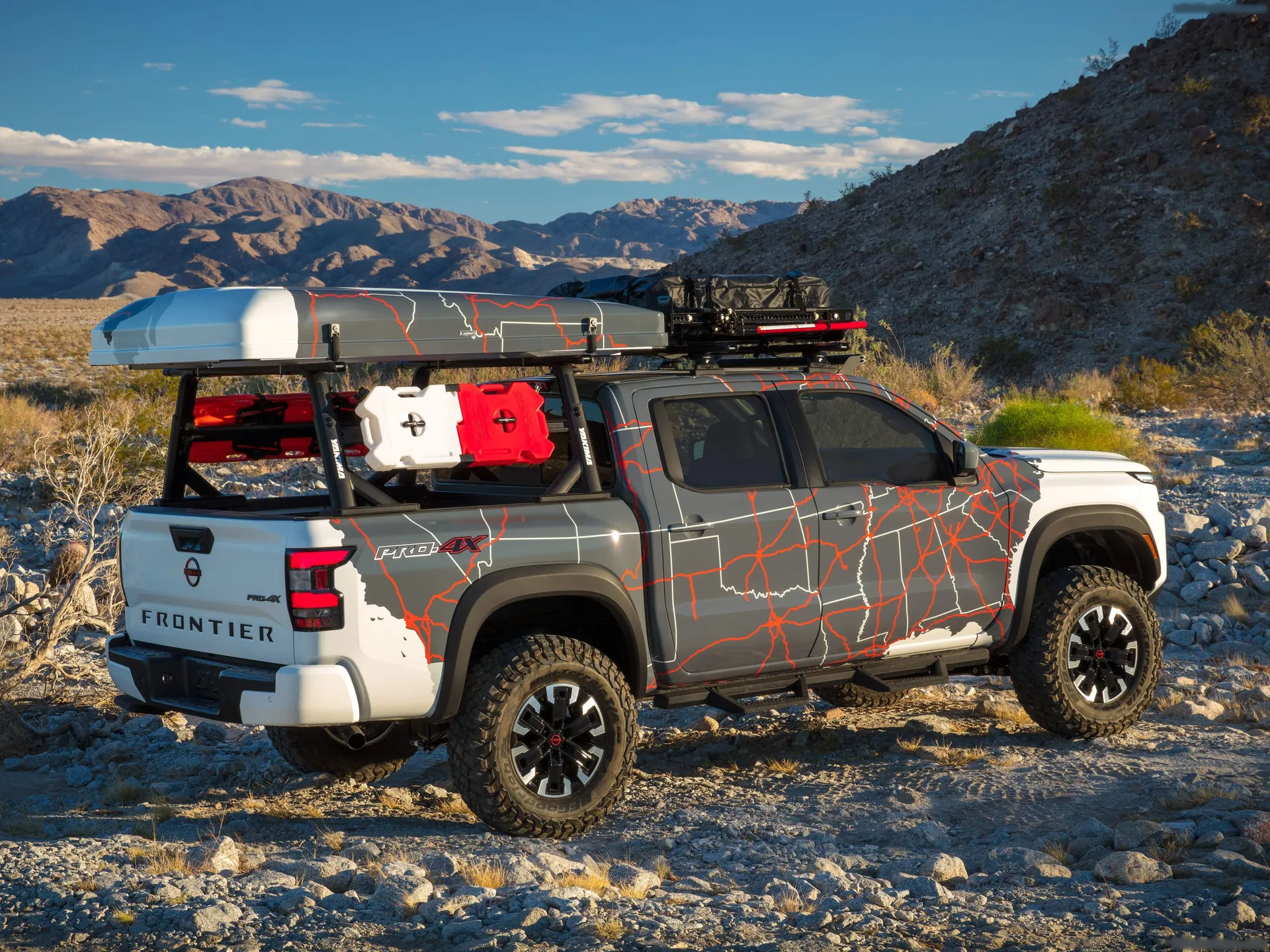 Nissan Frontier Adventure Concept (2022) – zadní tříčtvrteční pohled